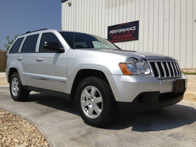 2010 Jeep Grand Cherokee Sedan 4dr