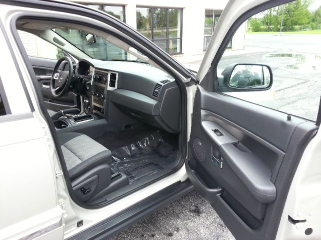 2010 Jeep Grand Cherokee Base W/nav.sys