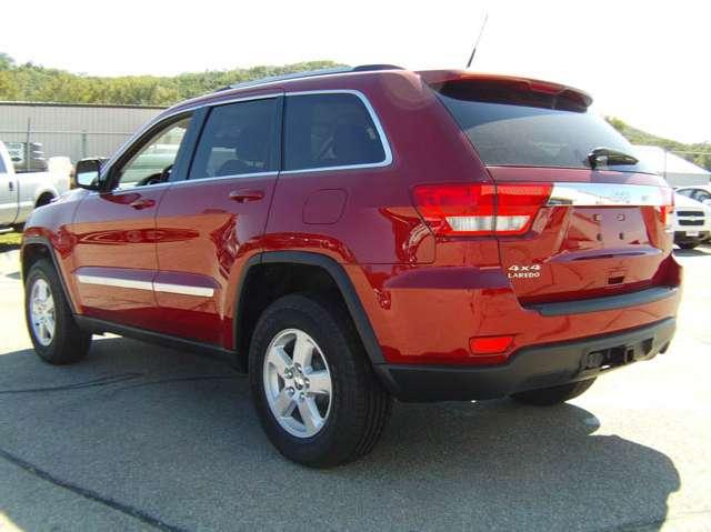 2011 Jeep Grand Cherokee LS