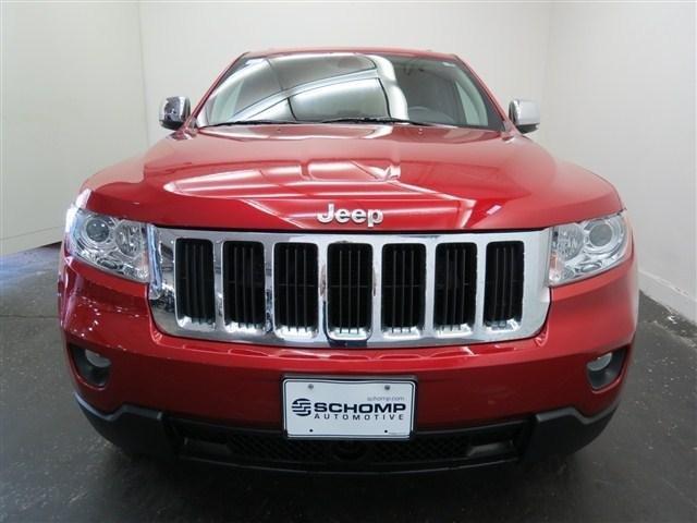 2011 Jeep Grand Cherokee SLT 25