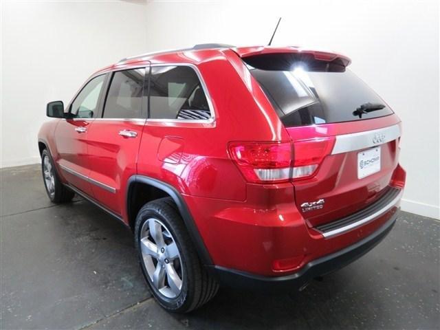 2011 Jeep Grand Cherokee SLT 25