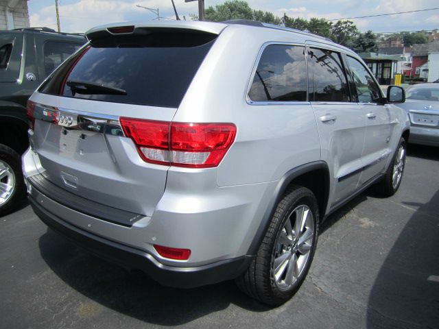 2011 Jeep Grand Cherokee Base W/nav.sys