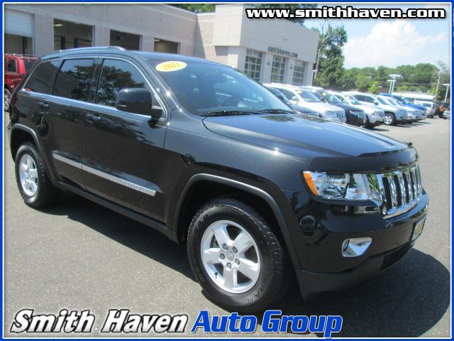 2011 Jeep Grand Cherokee LX Sunroof