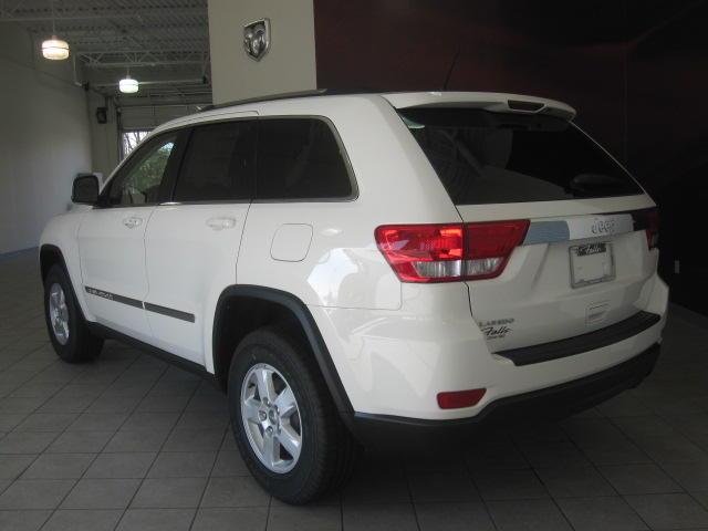 2011 Jeep Grand Cherokee Unknown