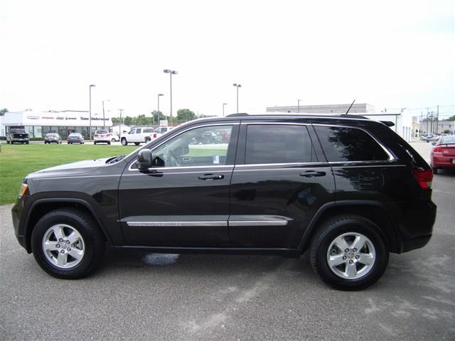 2011 Jeep Grand Cherokee LS