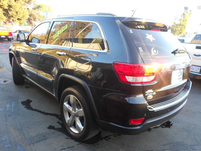 2011 Jeep Grand Cherokee 2.4i Sedan