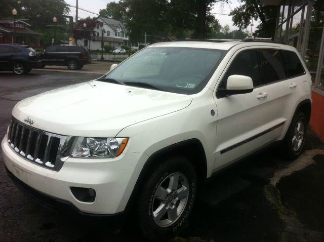 2011 Jeep Grand Cherokee Base W/nav.sys