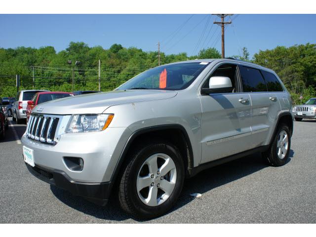 2011 Jeep Grand Cherokee LS