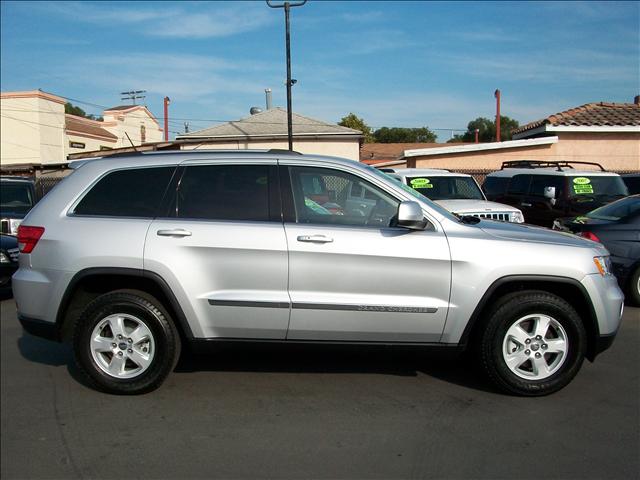 2011 Jeep Grand Cherokee LS