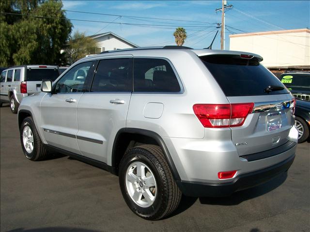 2011 Jeep Grand Cherokee LS