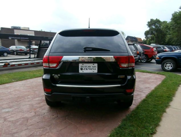 2012 Jeep Grand Cherokee 2.4i Sedan