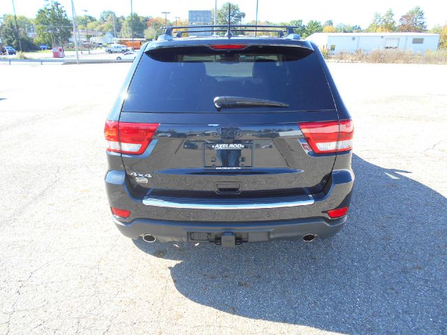 2012 Jeep Grand Cherokee 2.4i Sedan