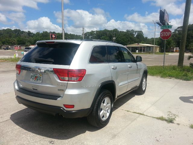 2012 Jeep Grand Cherokee Sedan 4dr