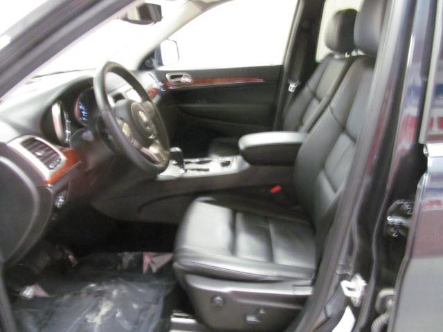 2012 Jeep Grand Cherokee SLT 25