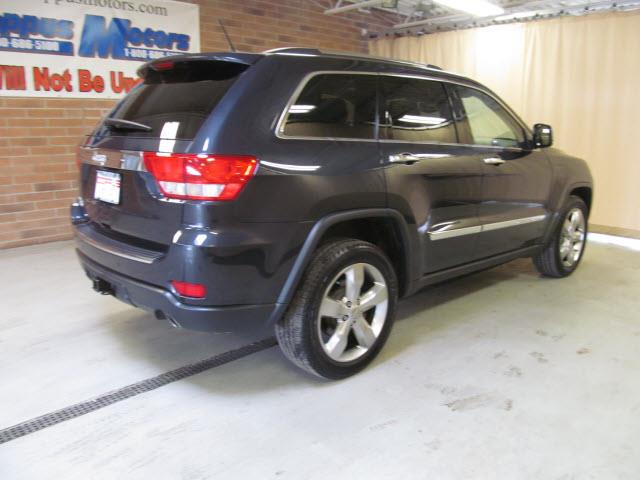 2012 Jeep Grand Cherokee SLT 25