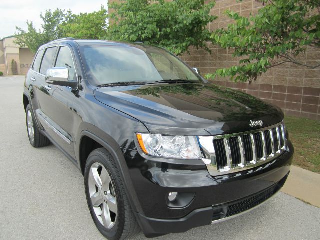 2012 Jeep Grand Cherokee Super