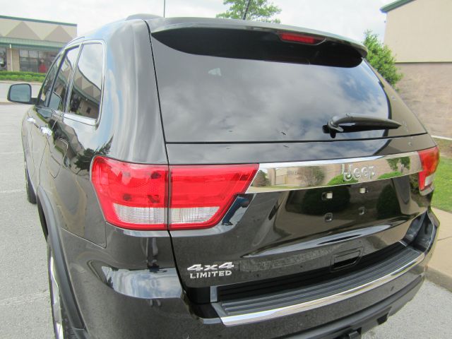 2012 Jeep Grand Cherokee Super