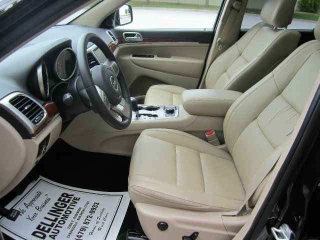 2012 Jeep Grand Cherokee Super