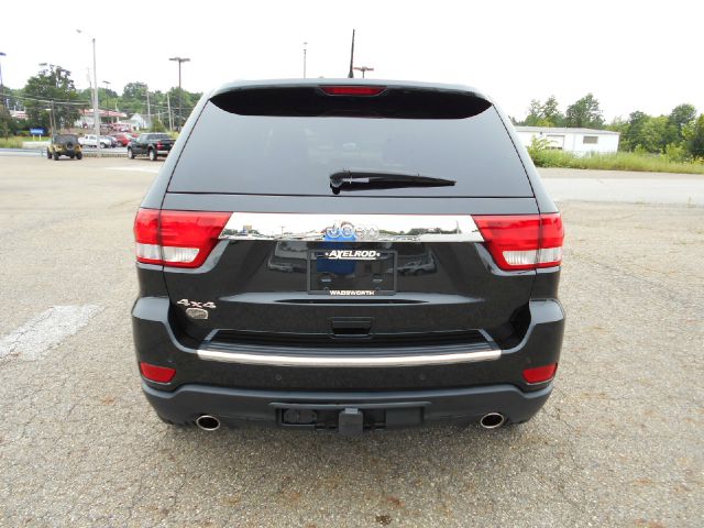 2012 Jeep Grand Cherokee 2.4i Sedan