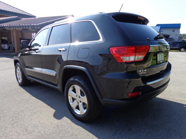 2013 Jeep Grand Cherokee Unknown