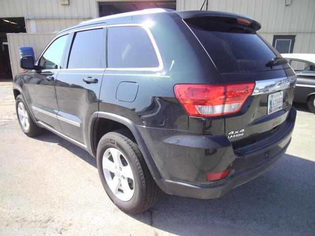 2013 Jeep Grand Cherokee LS