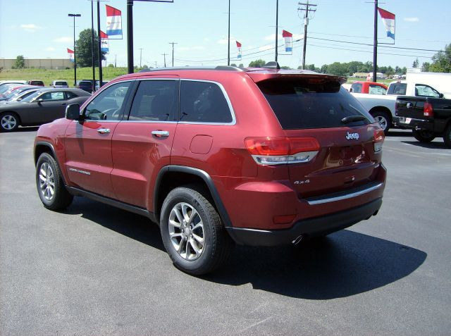 2014 Jeep Grand Cherokee Super