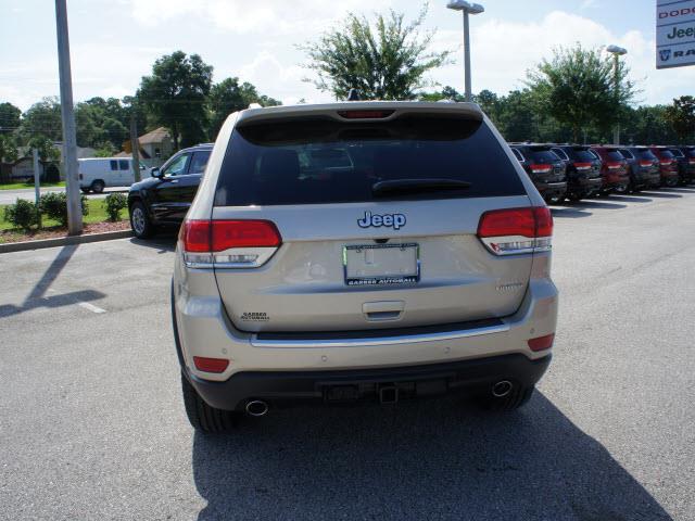 2014 Jeep Grand Cherokee SLT 25