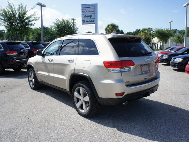 2014 Jeep Grand Cherokee SLT 25