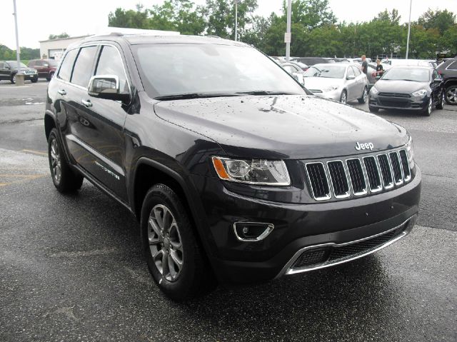 2014 Jeep Grand Cherokee SLT 25