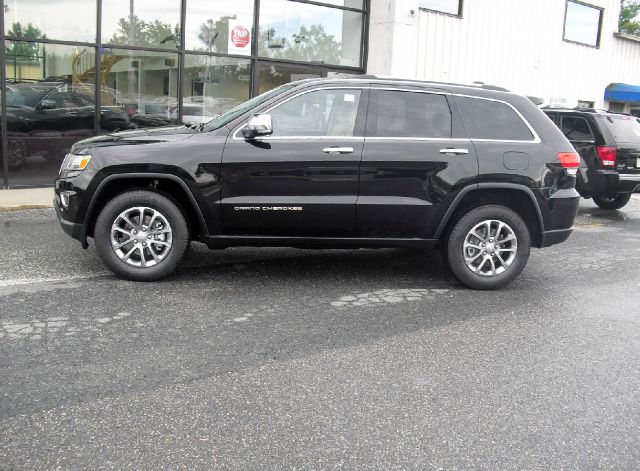 2014 Jeep Grand Cherokee SLT 25