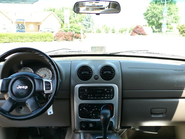 2002 Jeep Liberty Super