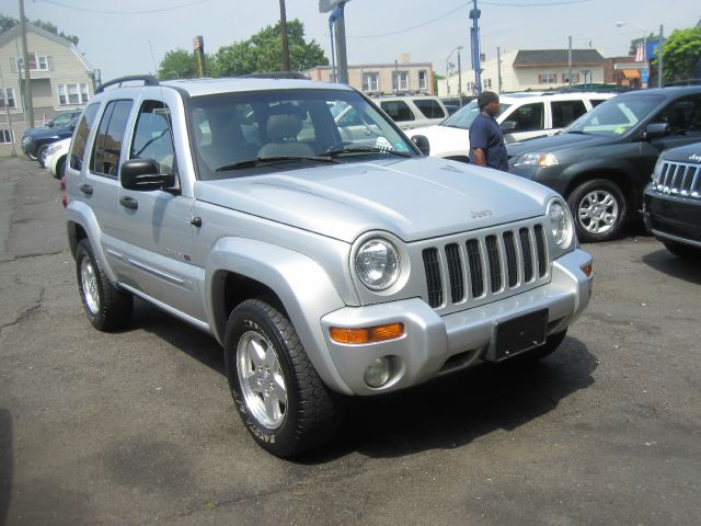 2002 Jeep Liberty Super