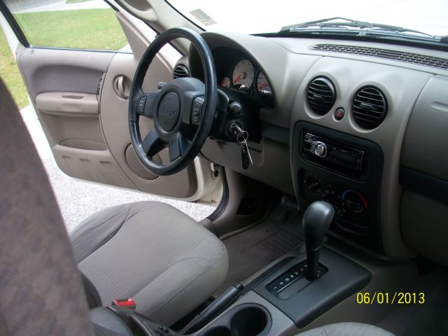 2002 Jeep Liberty Extended Cab V8 LT W/1lt