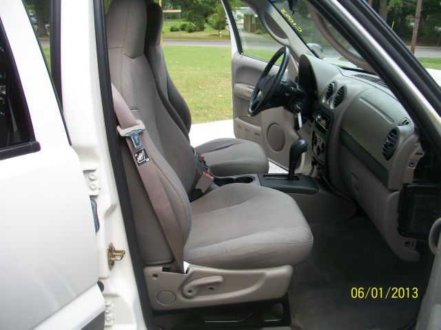 2002 Jeep Liberty Extended Cab V8 LT W/1lt