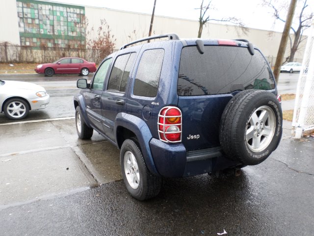 2002 Jeep Liberty Super