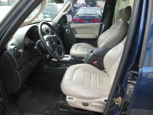 2002 Jeep Liberty Super