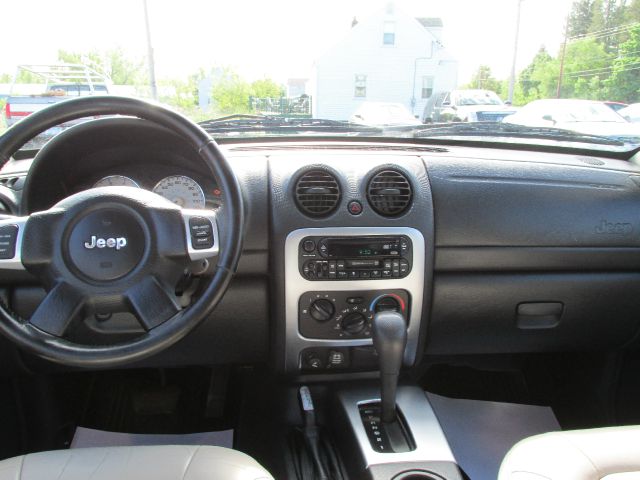 2002 Jeep Liberty Super