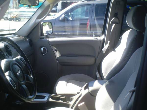 2003 Jeep Liberty Super