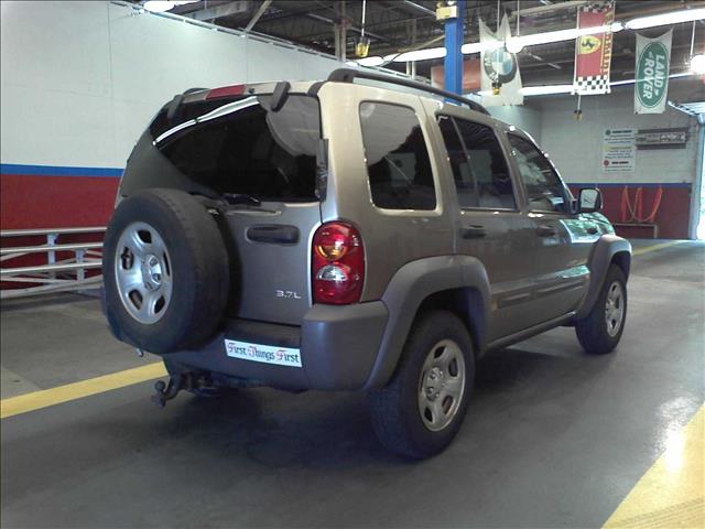 2003 Jeep Liberty 2 Dr SC2 Coupe