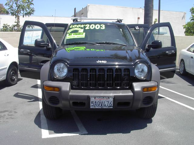 2003 Jeep Liberty Extended Cab V8 LT W/1lt