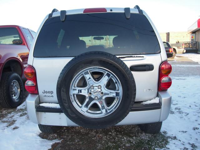 2003 Jeep Liberty SLT 25