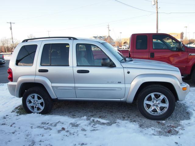 2003 Jeep Liberty SLT 25