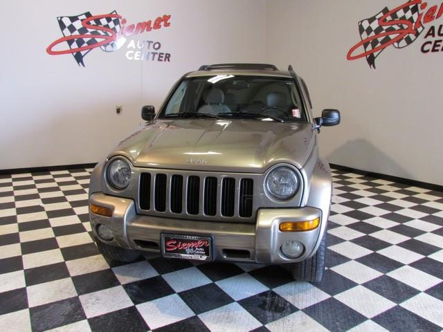 2003 Jeep Liberty SLT 25