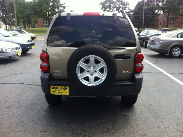 2003 Jeep Liberty Elk Conversion Van