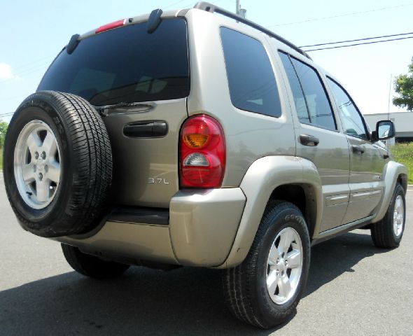 2003 Jeep Liberty Super