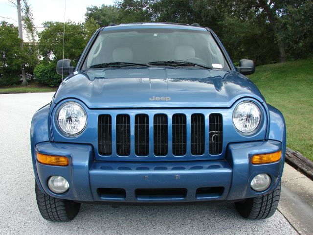 2003 Jeep Liberty Super