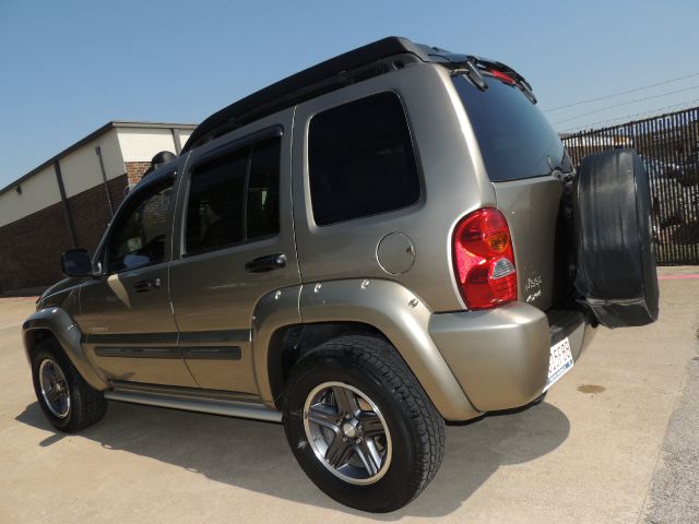 2004 Jeep Liberty Extended Sport Util 4D