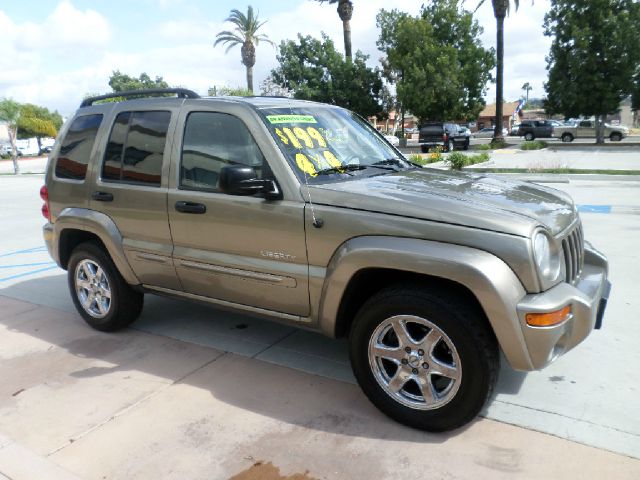 2004 Jeep Liberty SLT 25