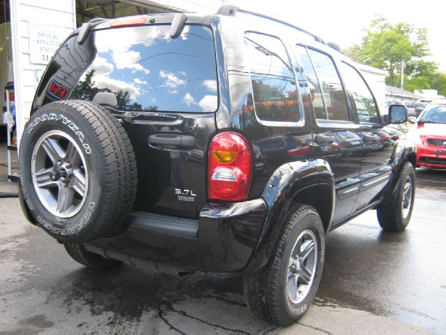 2004 Jeep Liberty Extended Sport Util 4D