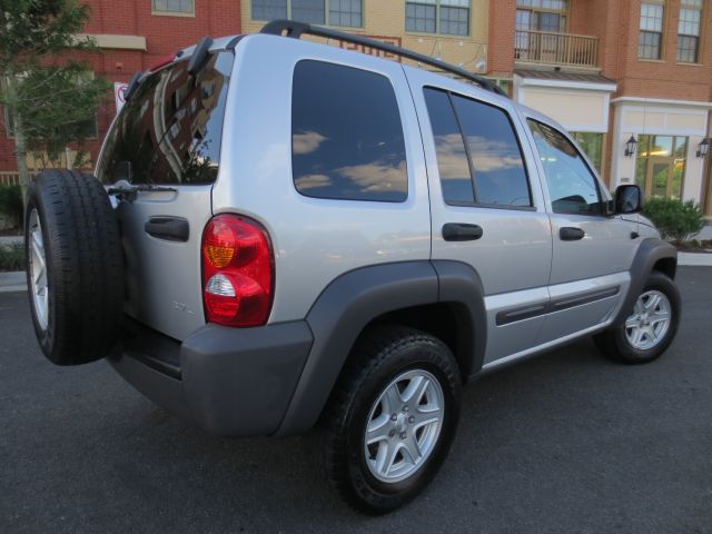 2004 Jeep Liberty XR